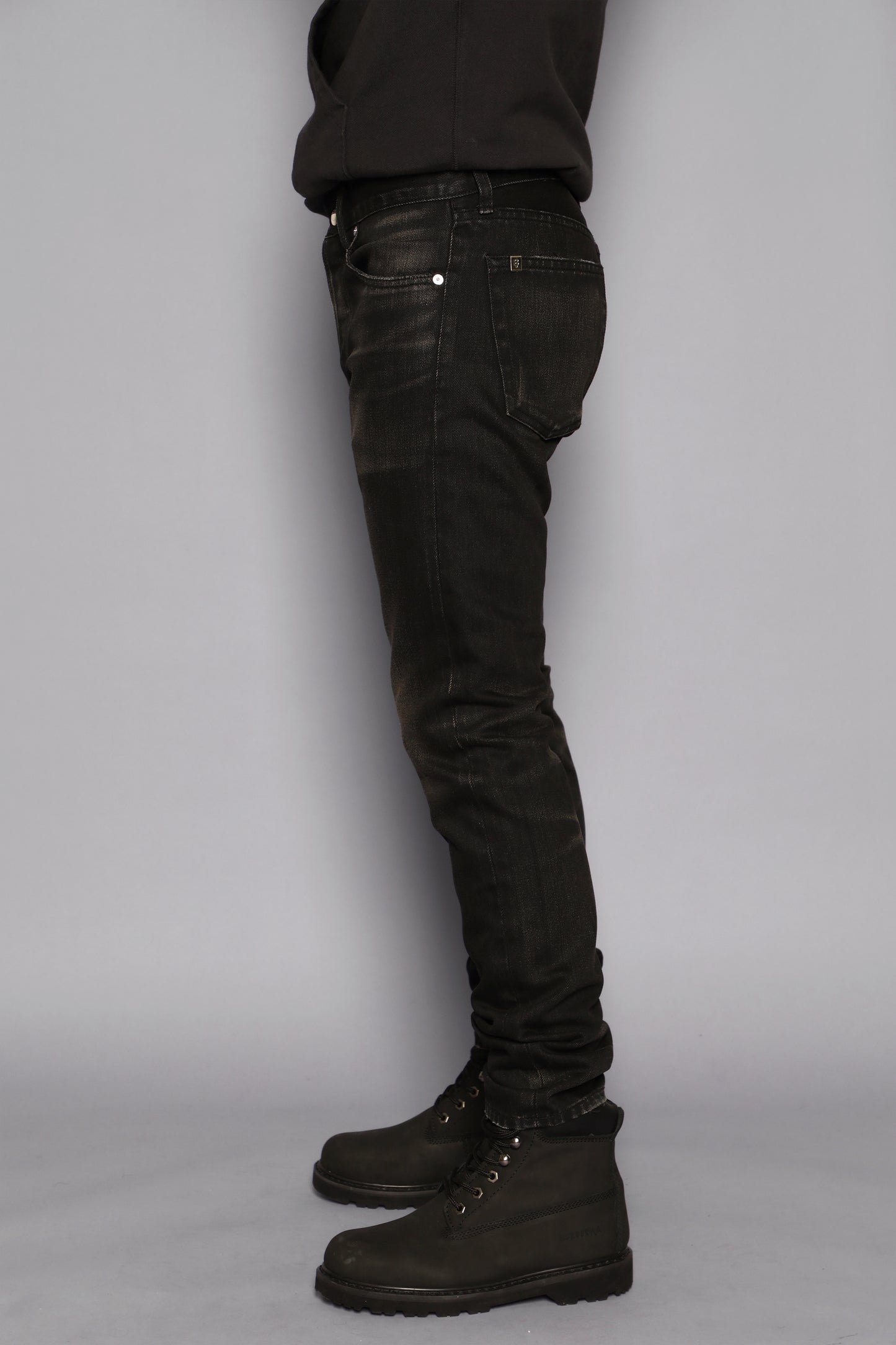 SELVAGE SLIM FIT